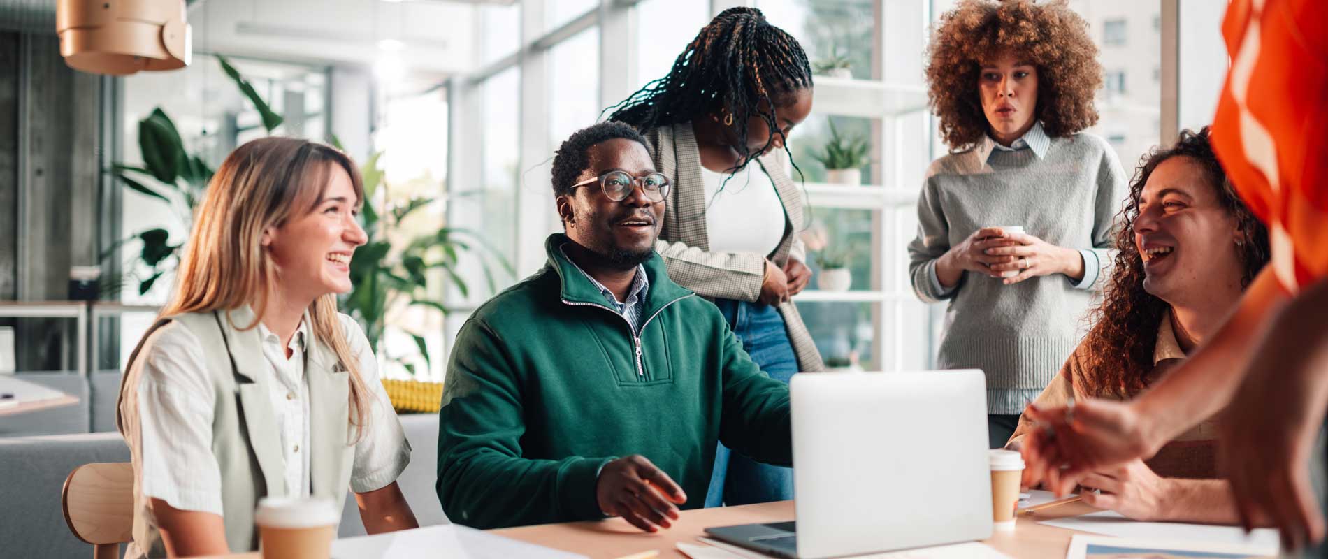 azubis_sh_2708969835_1900x800